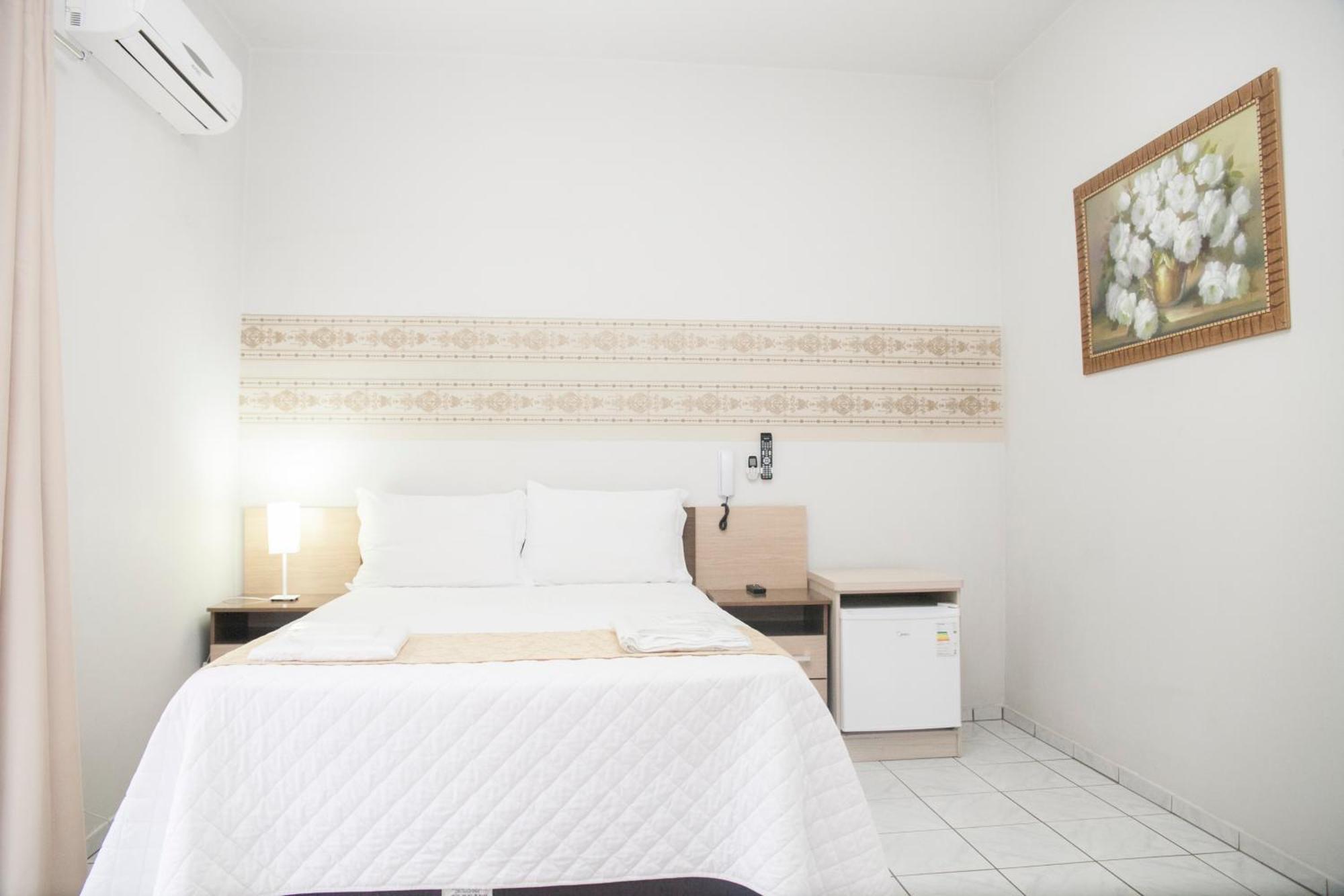 Hotel Grezelle Santa Bárbara Εξωτερικό φωτογραφία